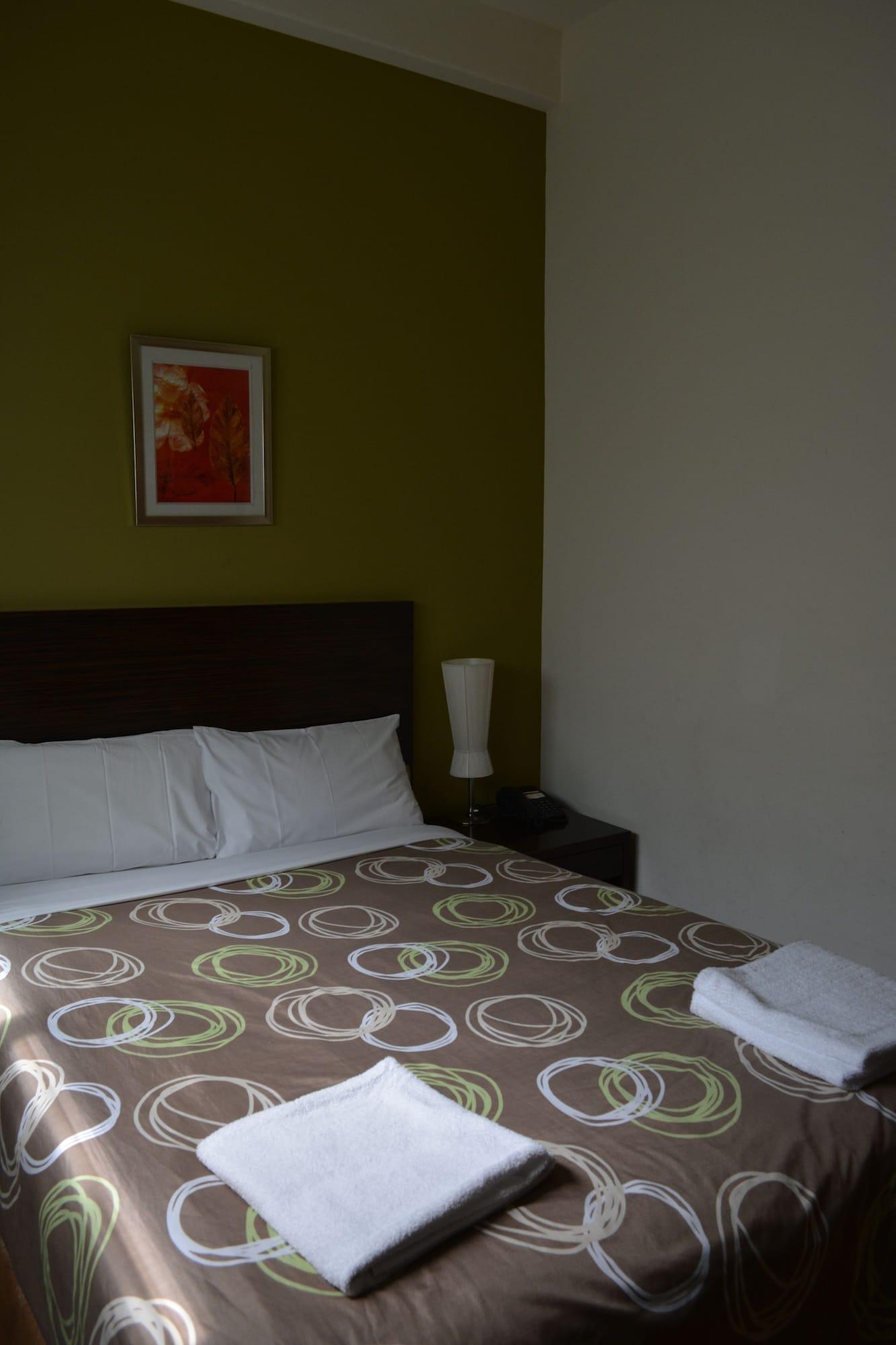 Yti Garden Hotel Melbourne Exterior photo