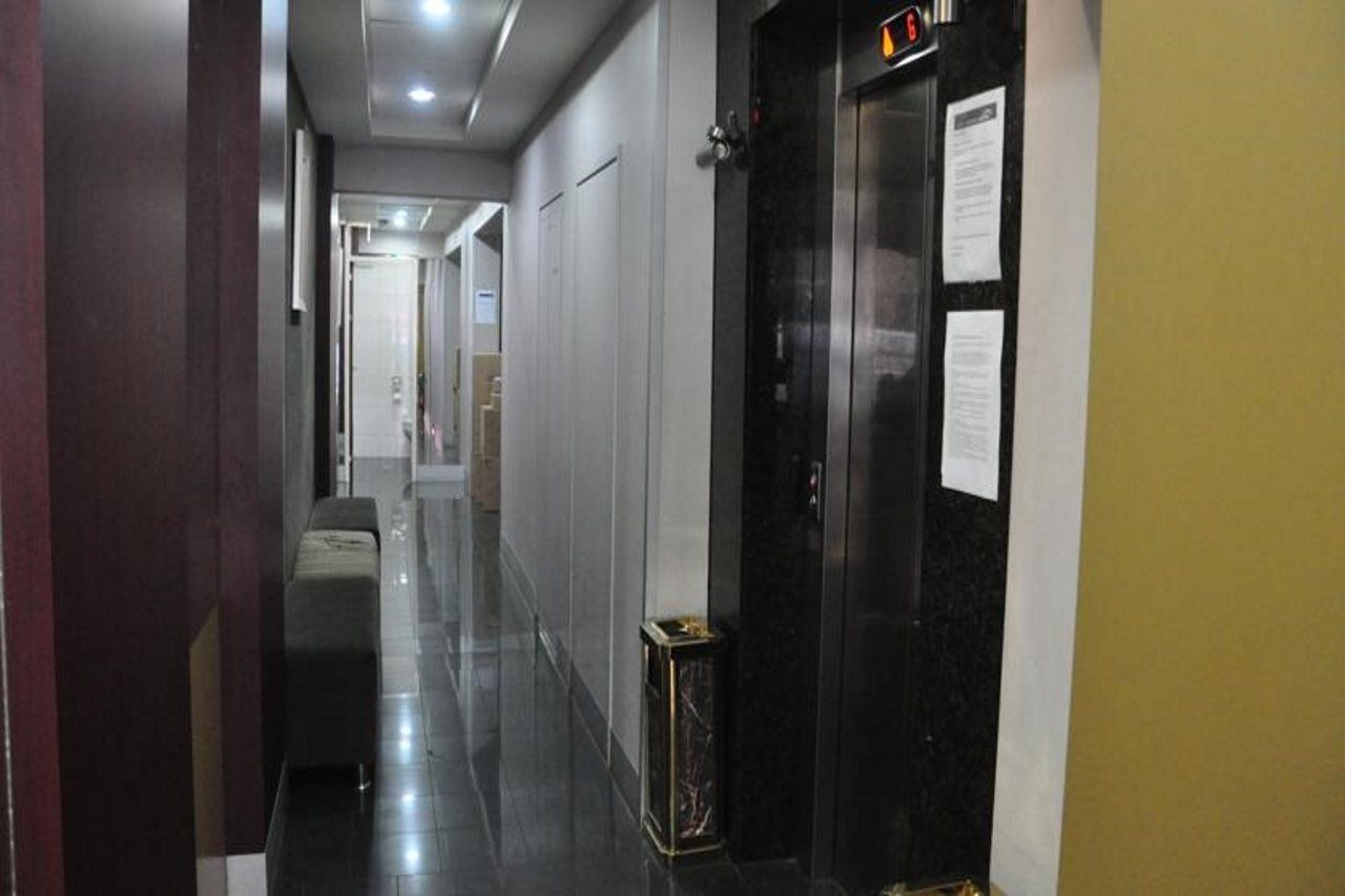 Yti Garden Hotel Melbourne Exterior photo